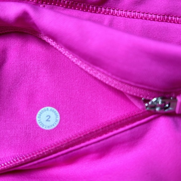 Lululemon pink shorts - Picture 4 of 4
